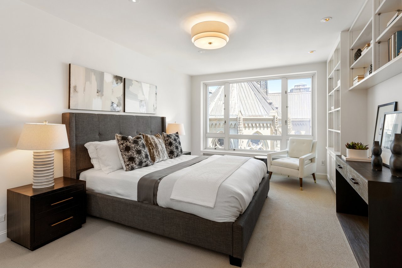 Renovated Corner Three-Bedroom at 1200 California