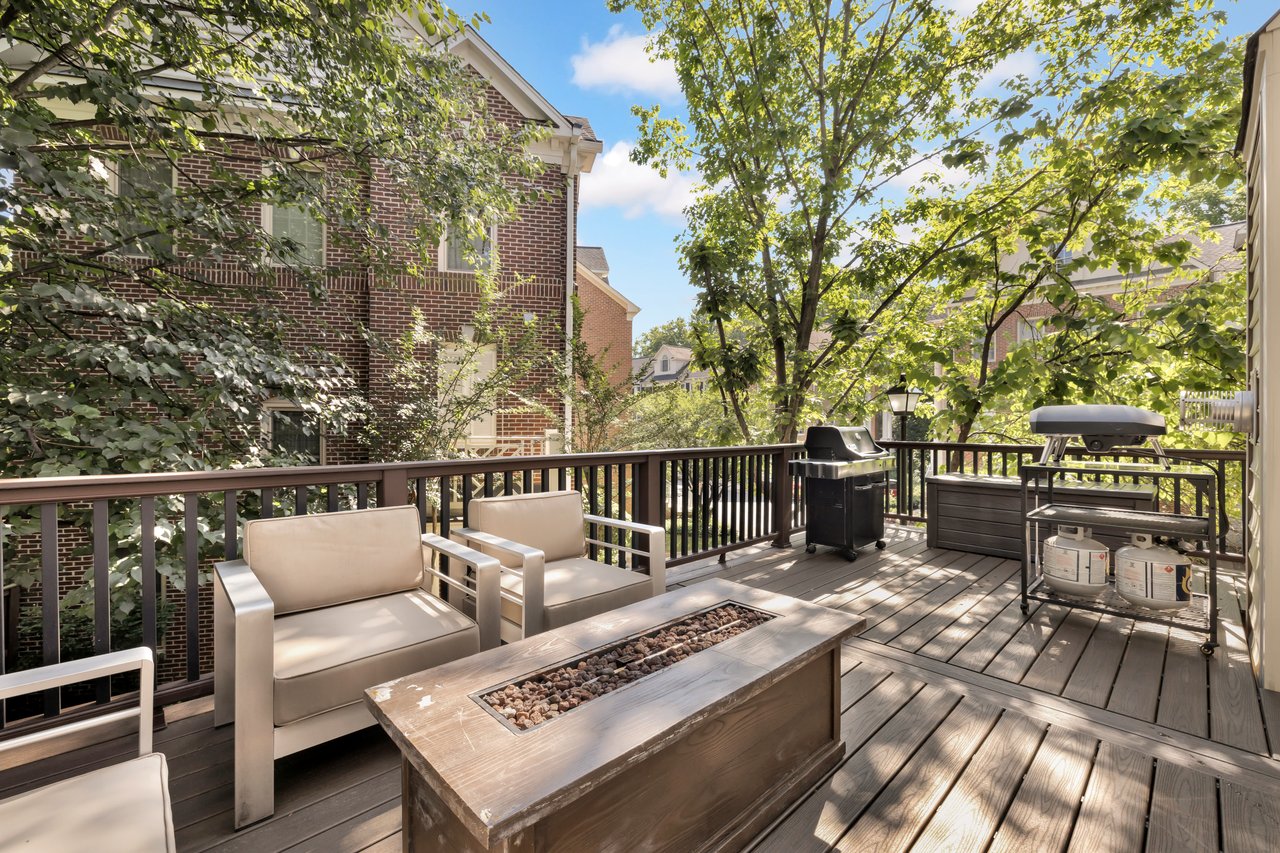 End-unit Falls Church City Townhouse