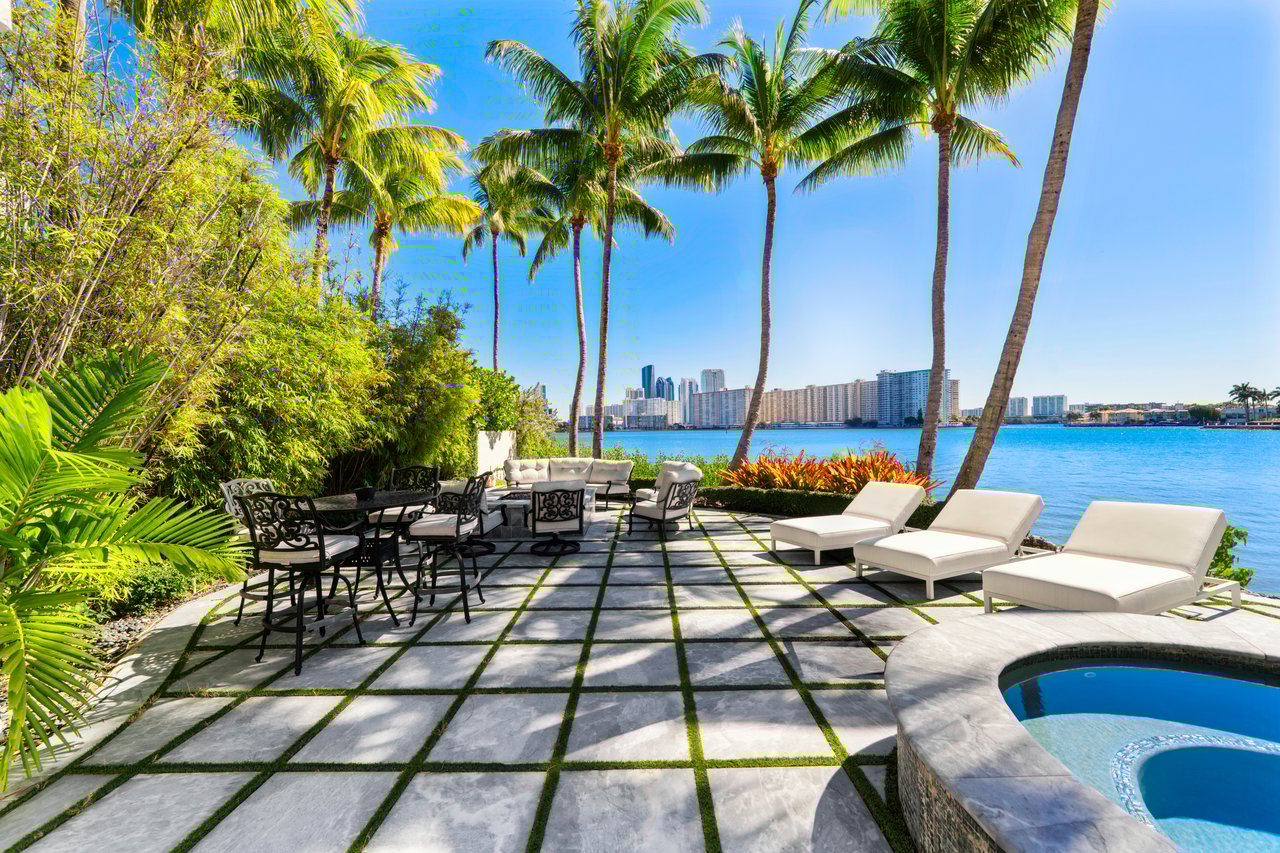 3914 Island Estates Drive