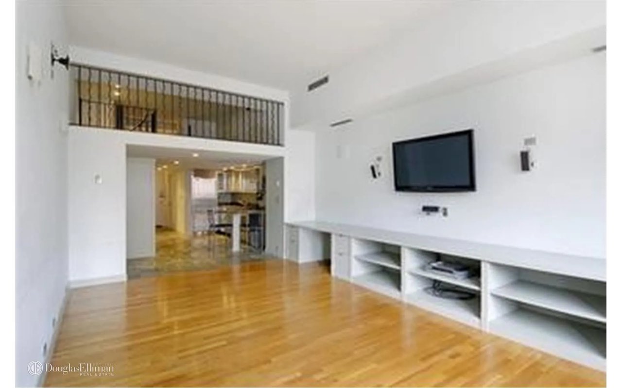 372 Fifth Avenue Unit: 8J