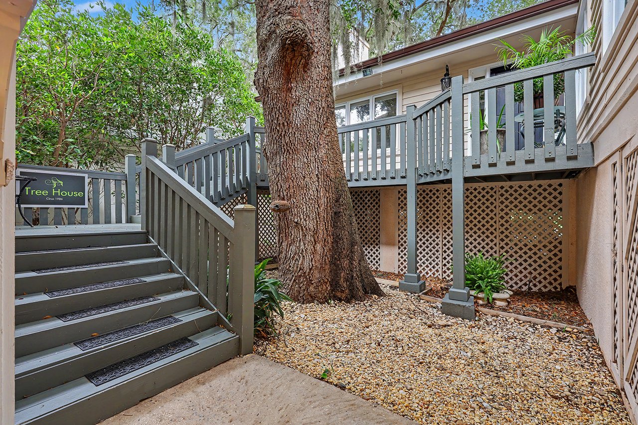 3 Sky Sail Circle Savannah, GA 31411