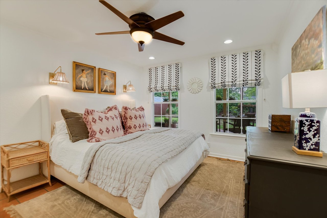 8917 Glenn Lane
