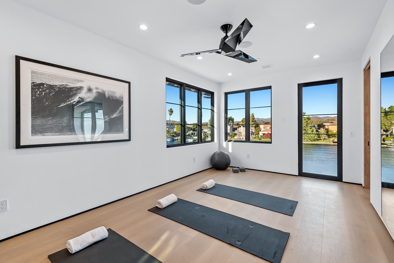 3708 Brigantine Cir, Westlake Village