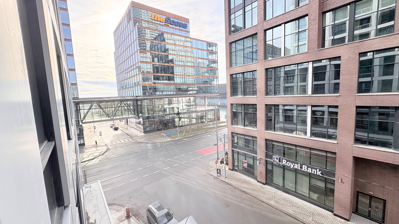 15 Richardson Street Unit: 426