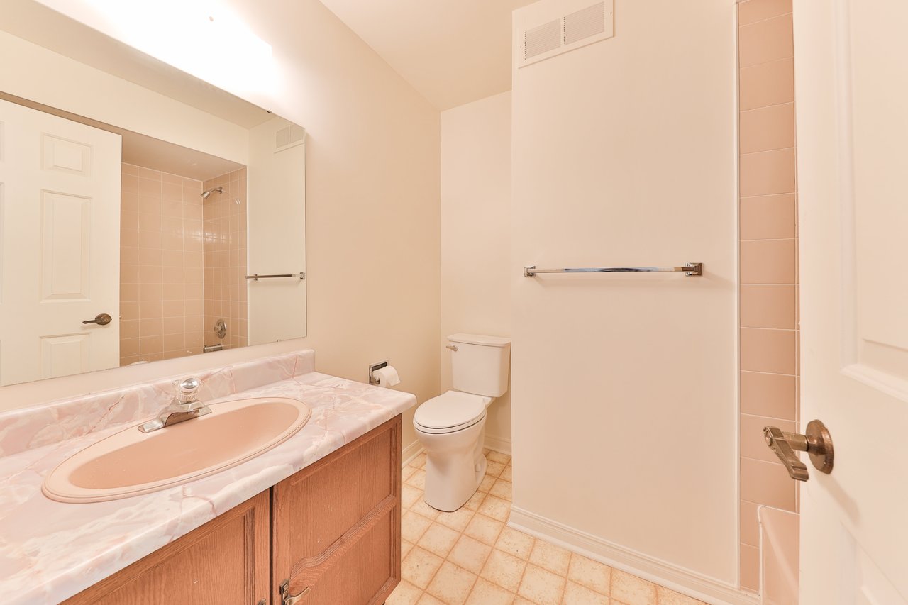 1160 Walden Circle #11