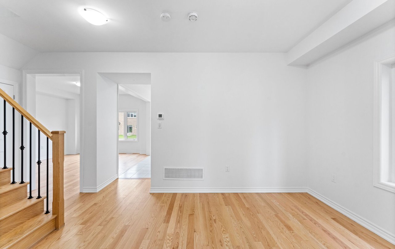 1206 Corby Way