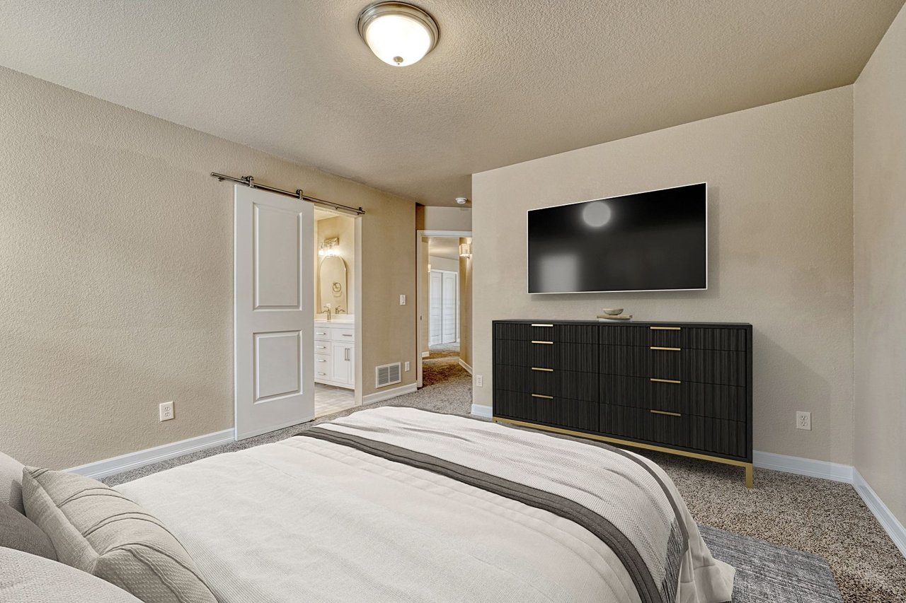 12589 Highland Oaks Place