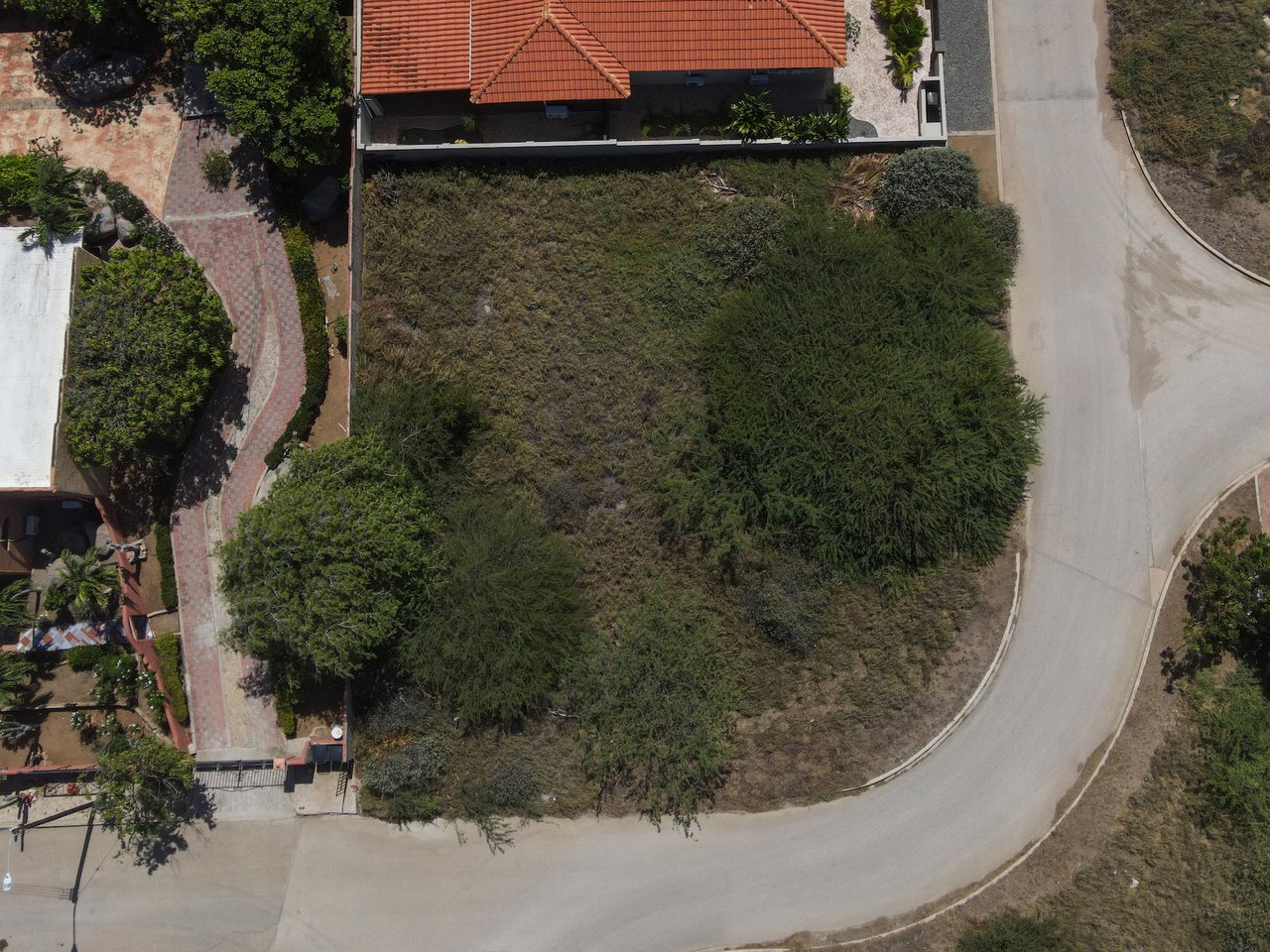 Property Land in Moko