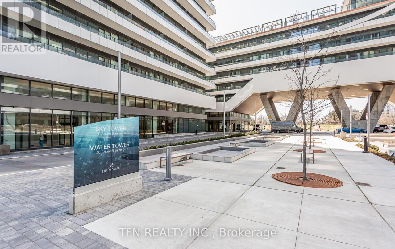 20 Shore Breeze Drive, Unit 213