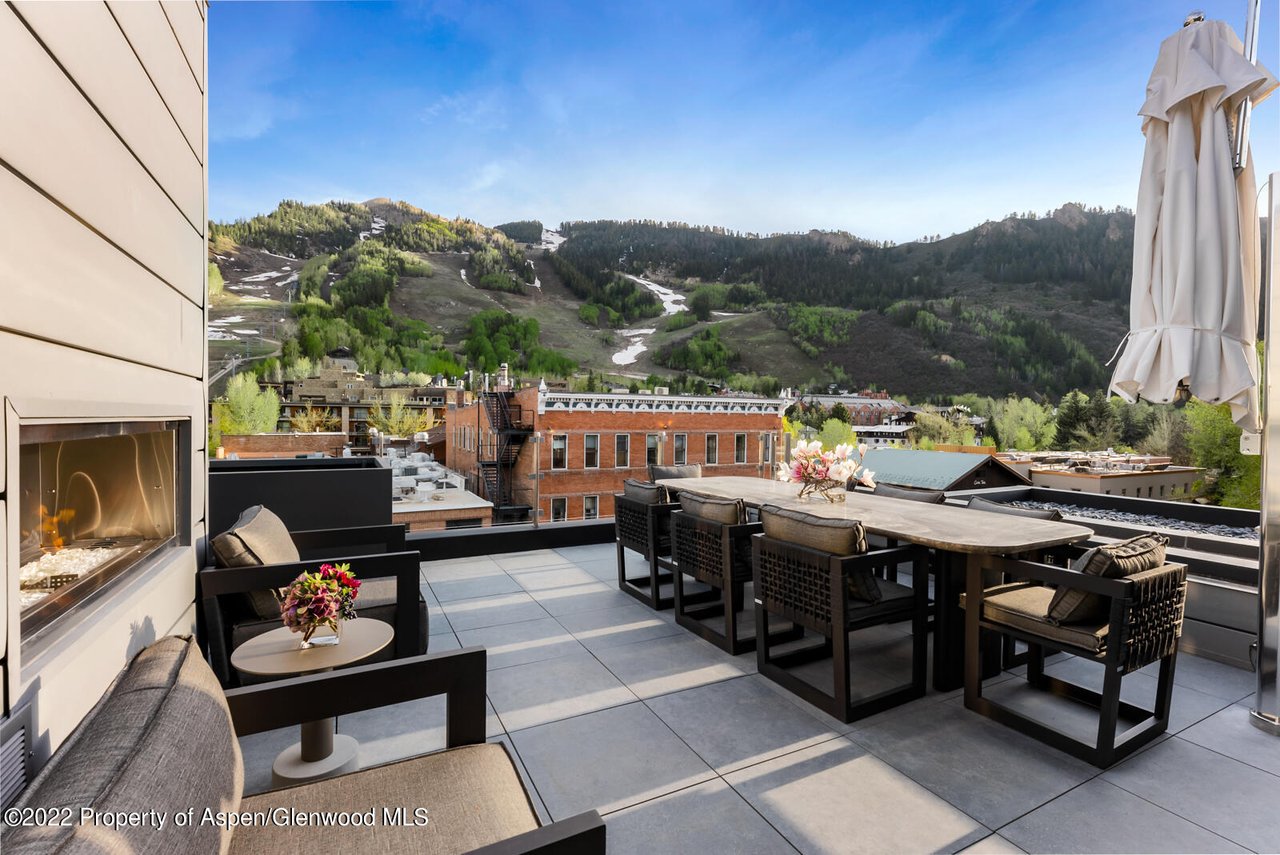 508 E Cooper Avenue, Unit 201