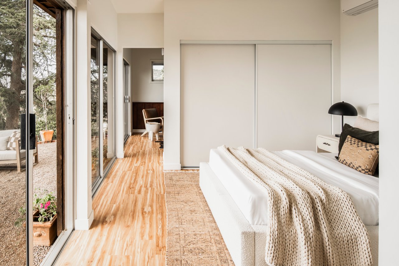 3720 Alta Mesa Dr, Studio City