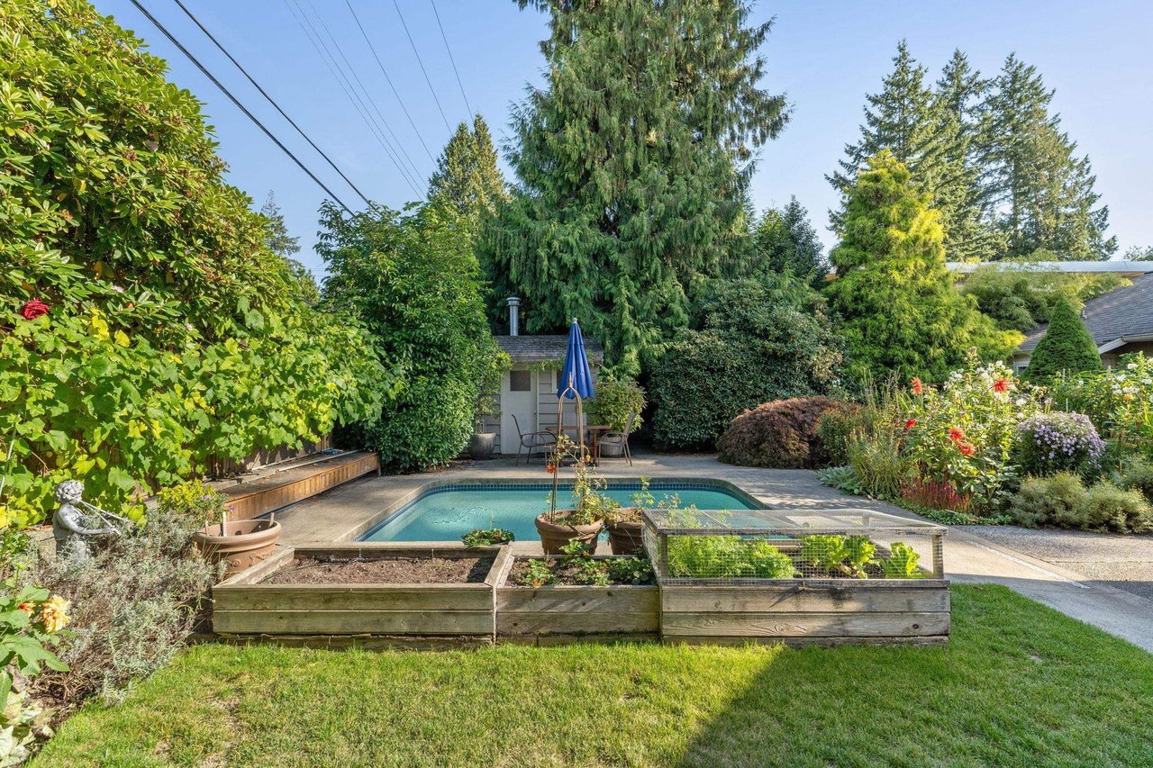 2658 Newmarket Dr