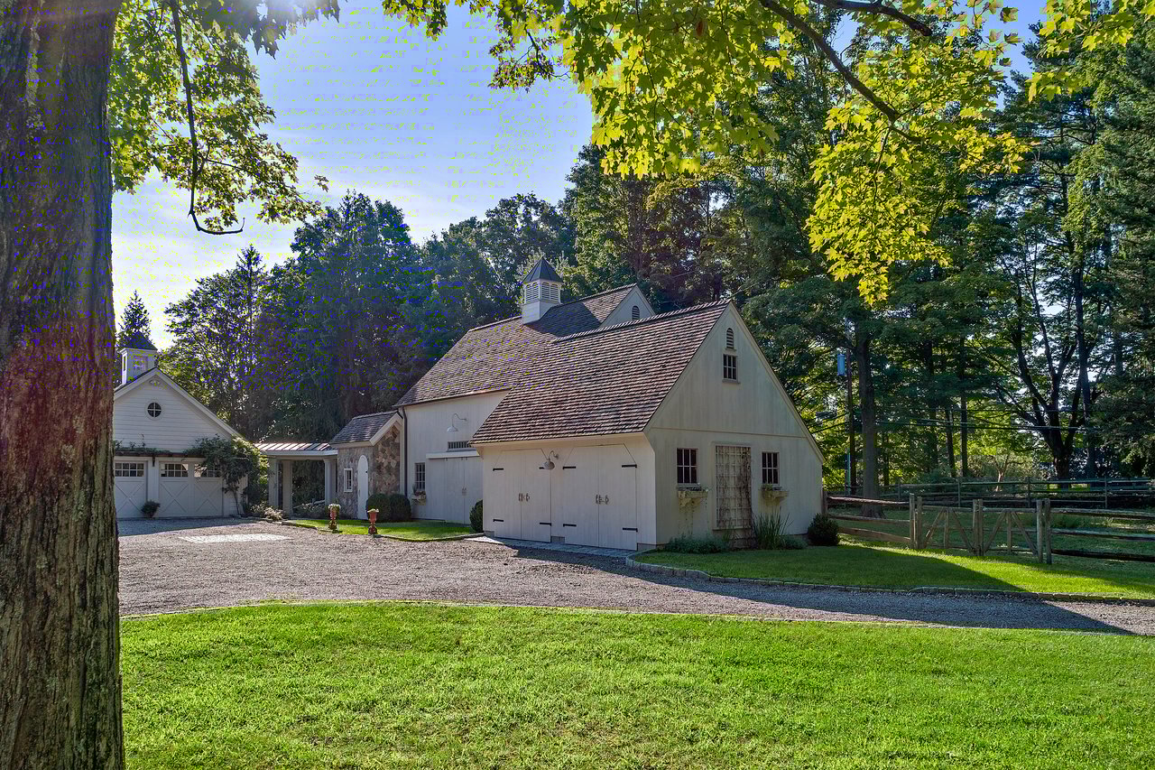 16 Whippoorwill Road