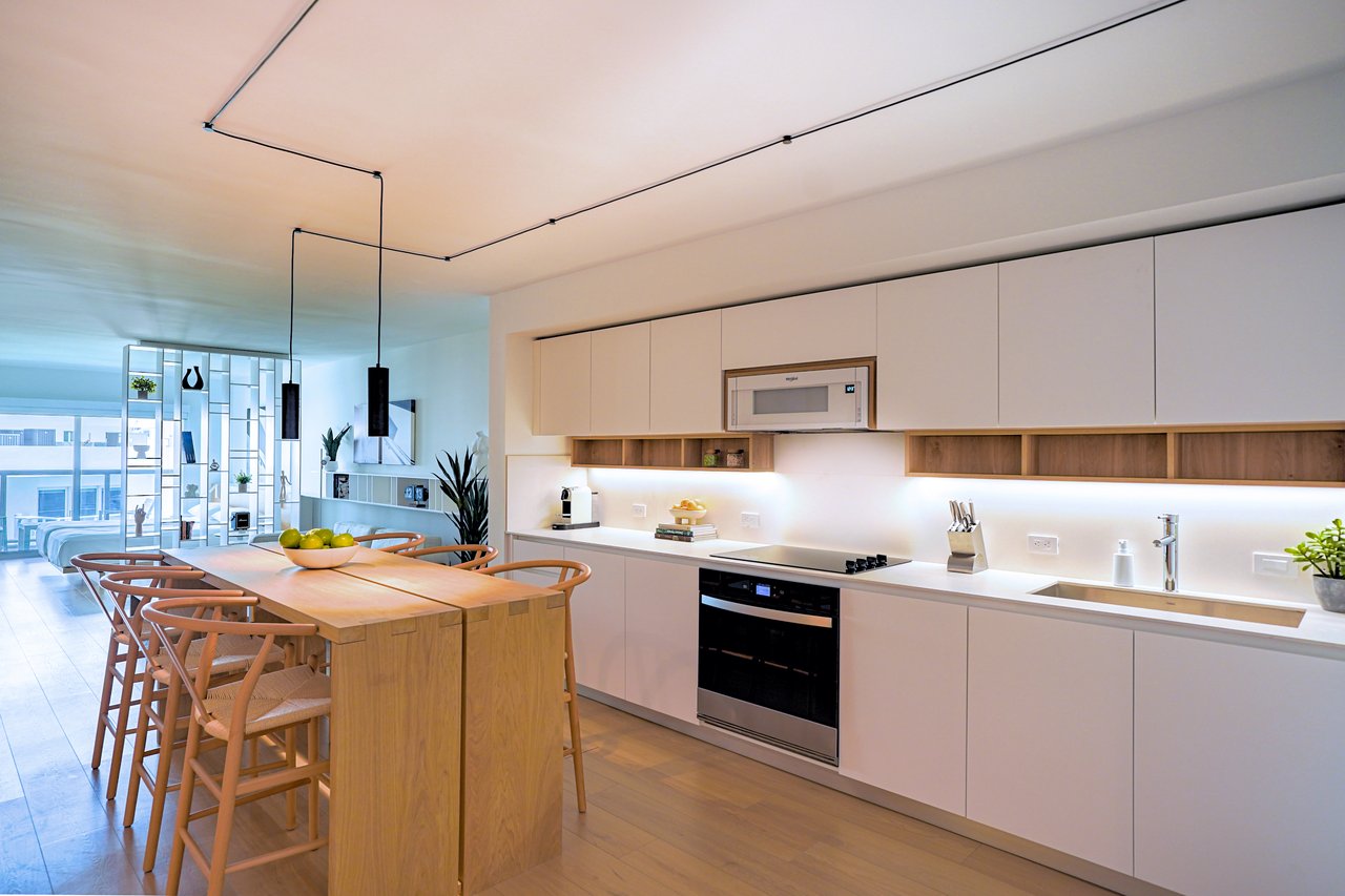 Beach Haus Bal Harbour Residences