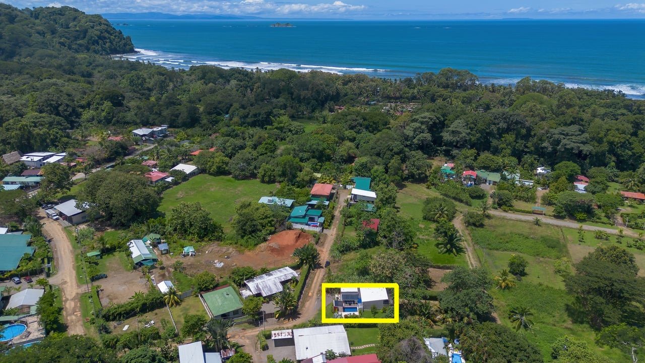 Playa Chamán Beach Home for Sale – 3 Br, Pool, Walk to the Beach | $329,000