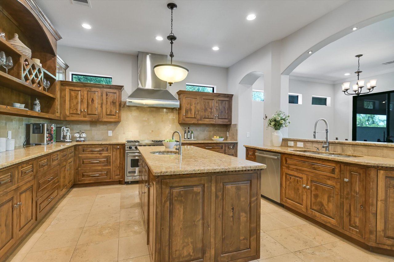 5711 Pool Canyon CV