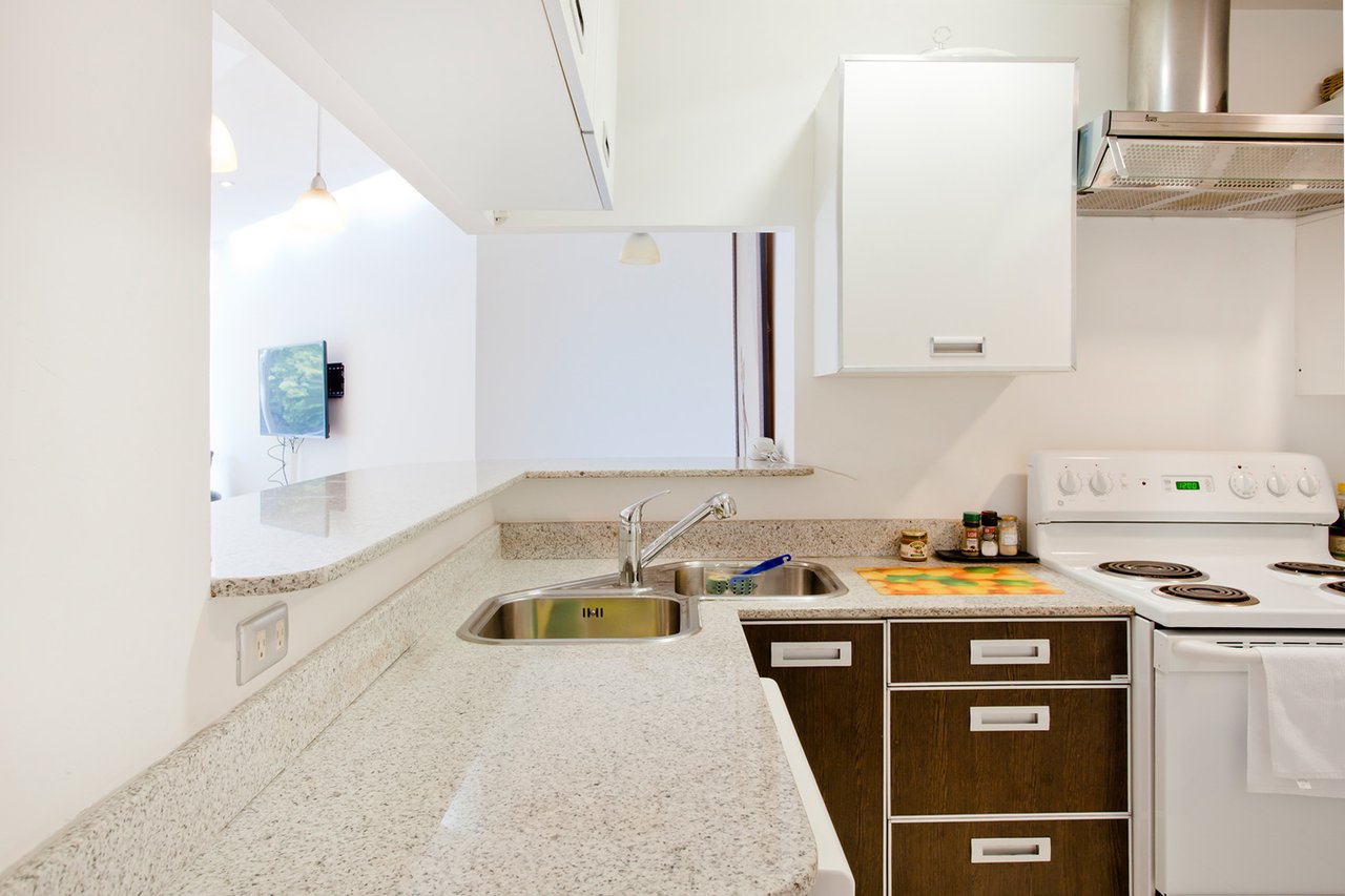 Mountain View Contemporary Apartment, Escazu, San Jose