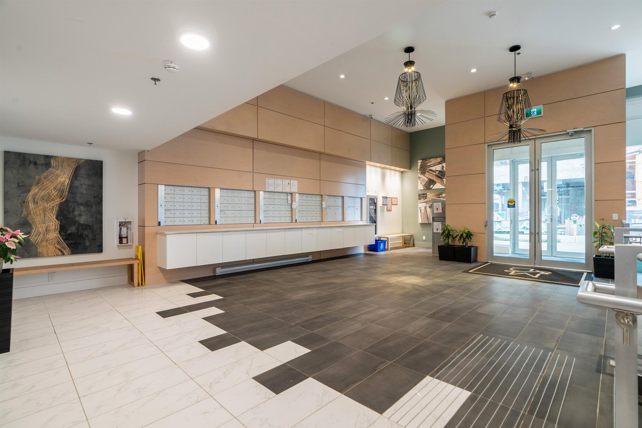 607-2188 Madison Ave