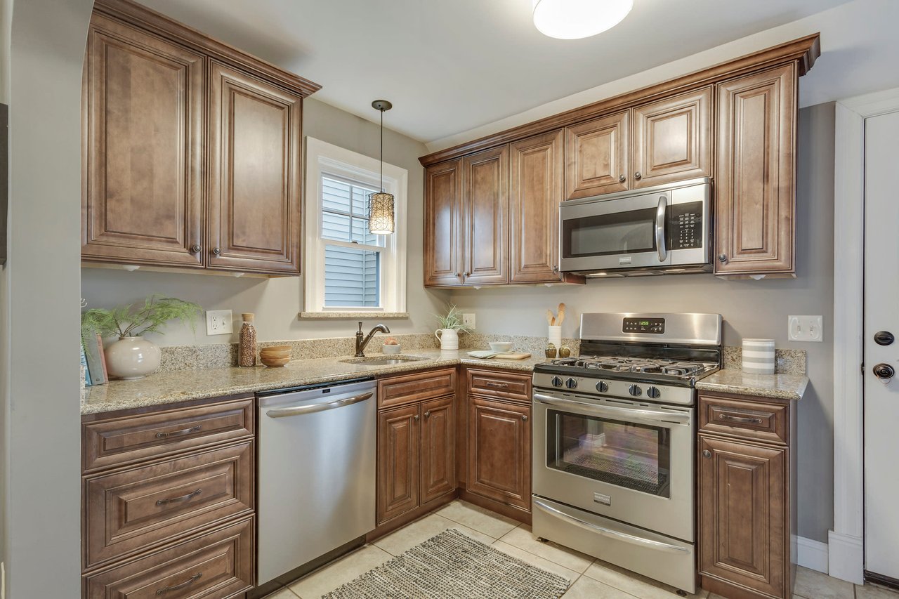 Chic Meets Functional in Des Peres