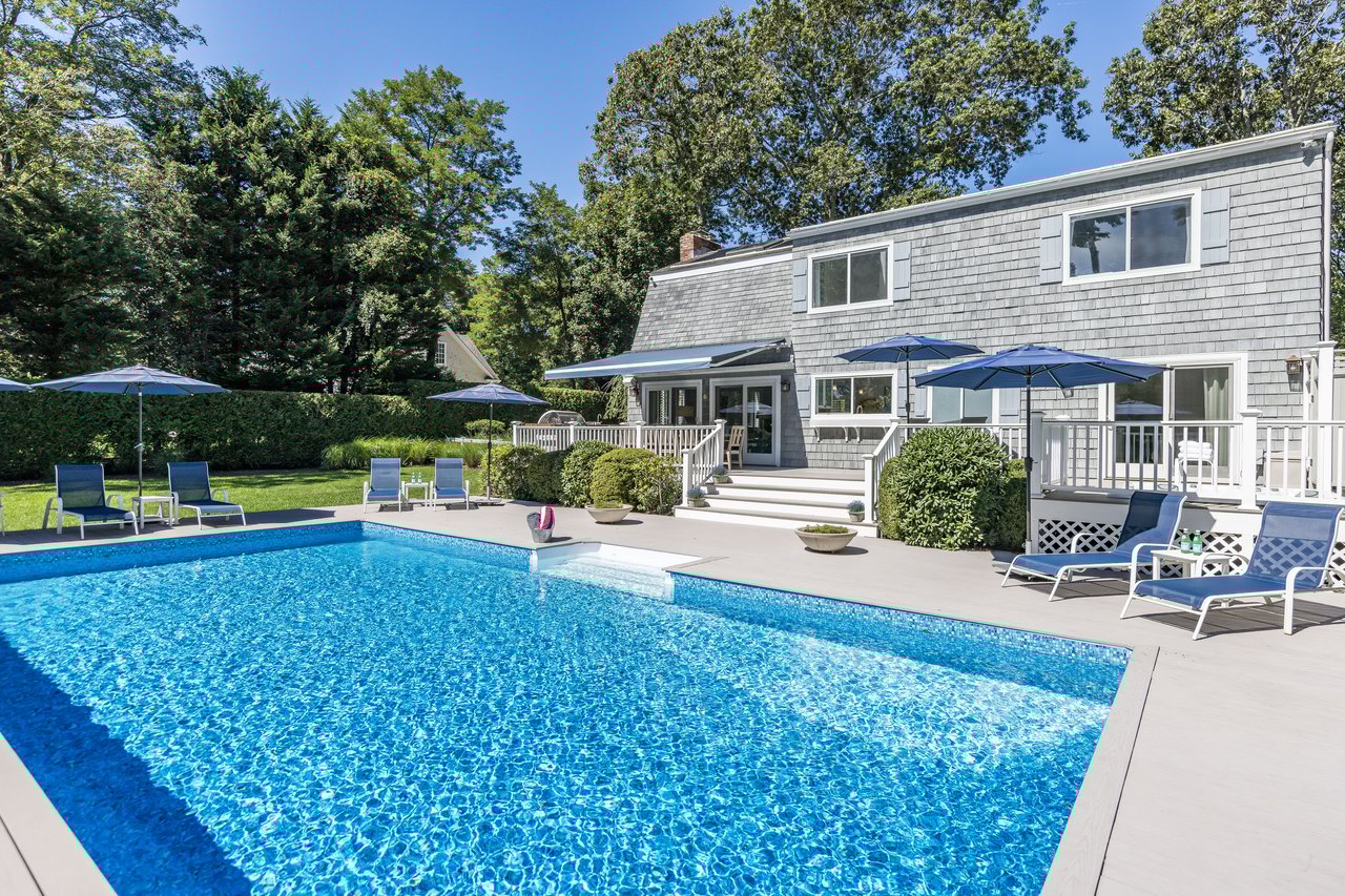 139 Meadows East