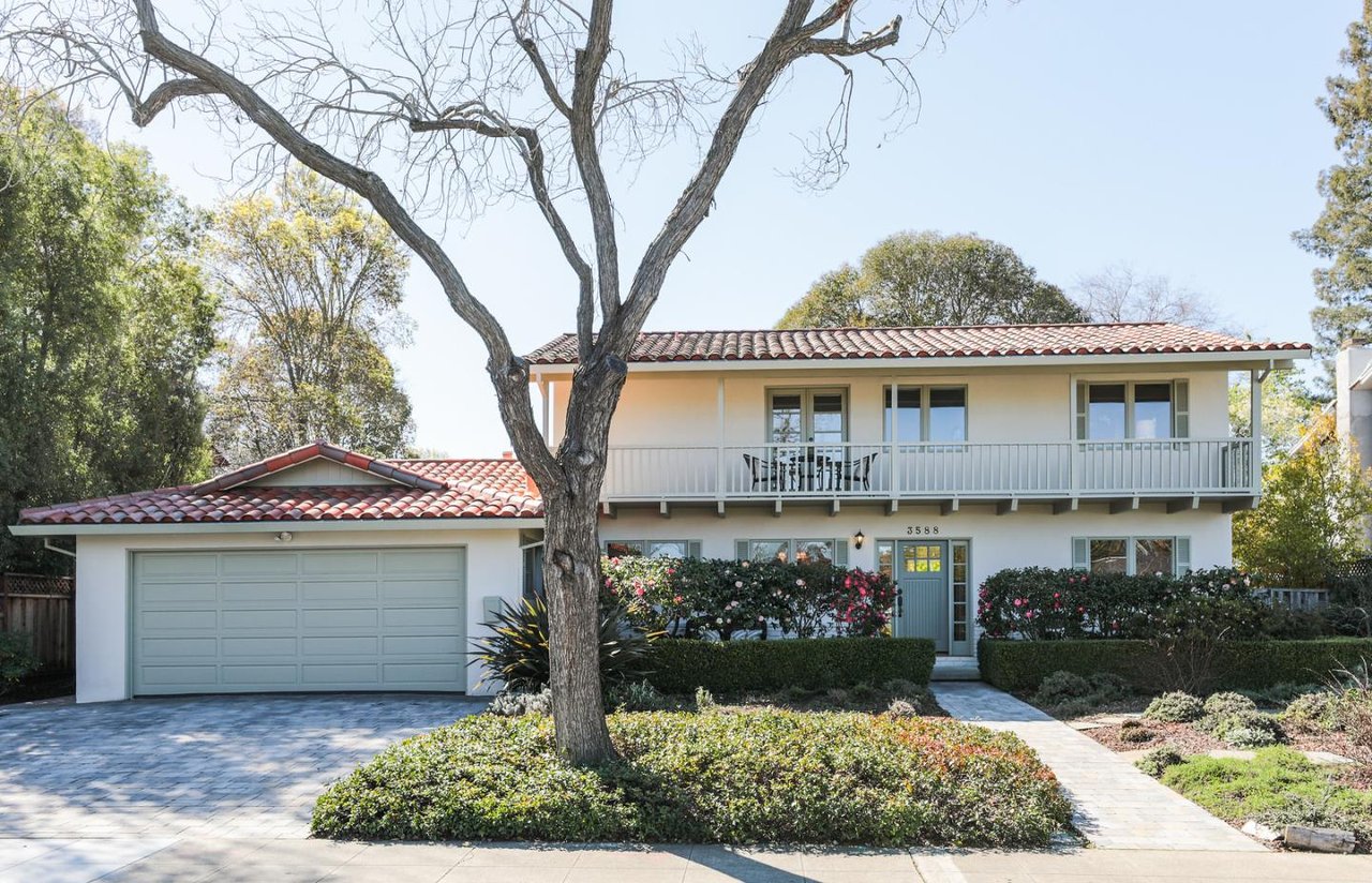 3588 Arbutus Ave