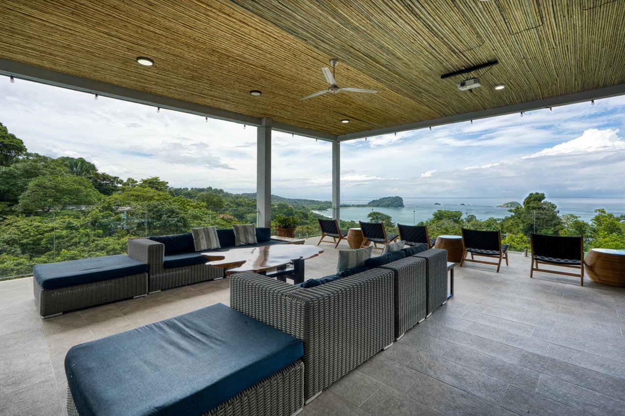 Oceanfront Luxury Event Villa, Manuel Antonio, Puntarenas