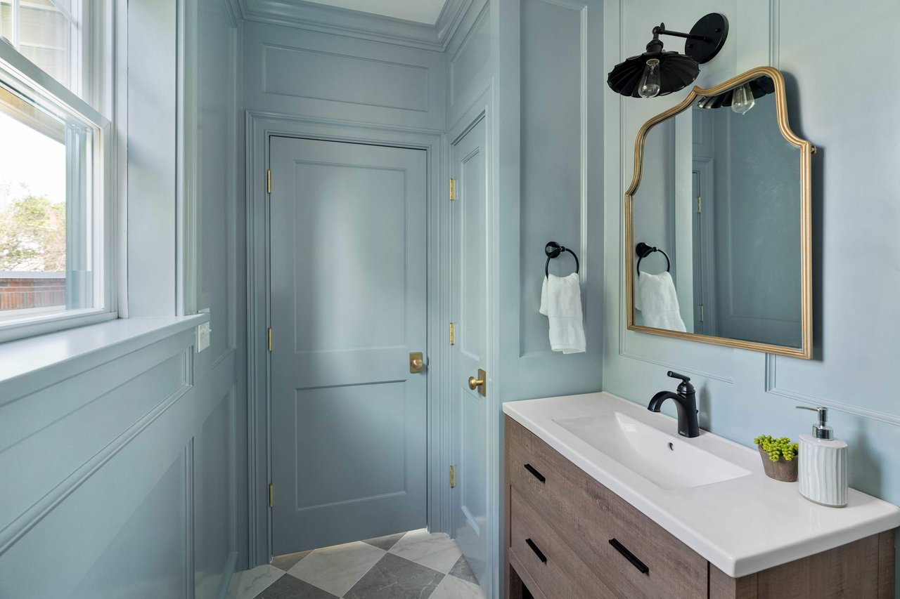 Transform Your Space: The Most Unique and Stunning Bathroom Design