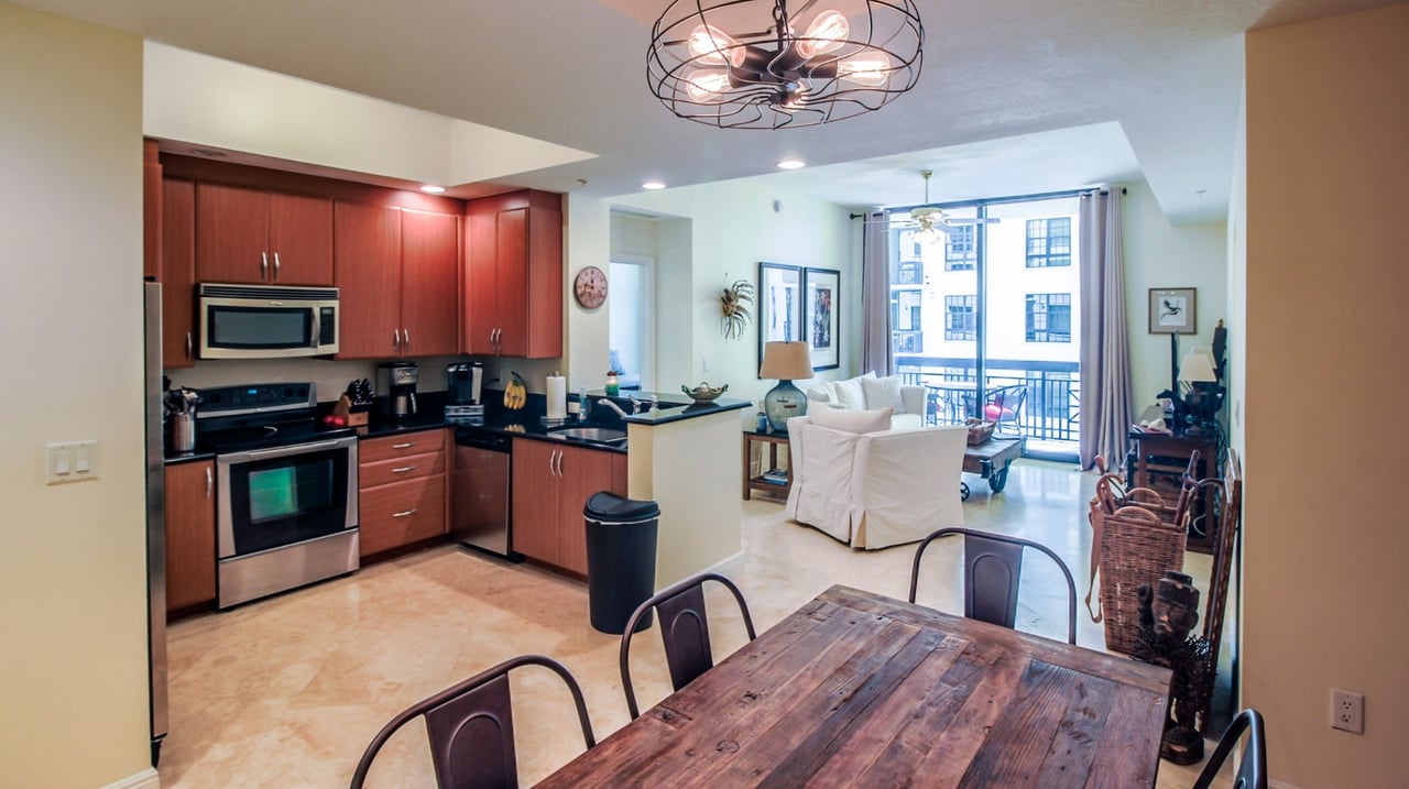 701 S Olive Avenue Unit: 805
