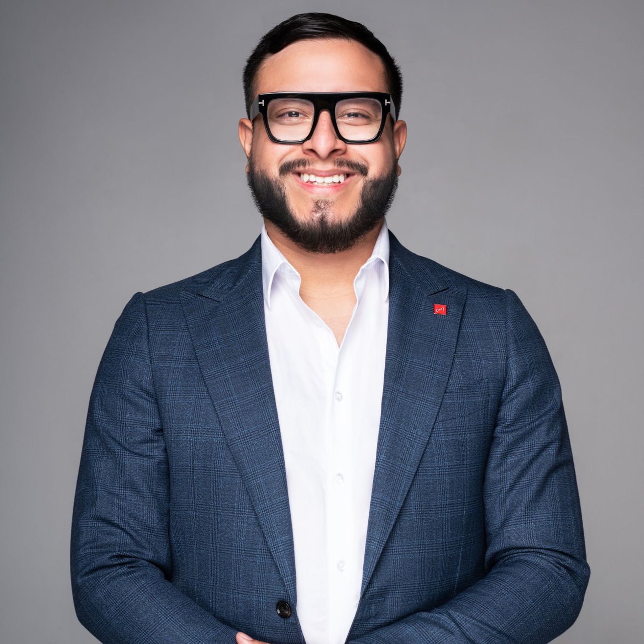 Walter Ayala North Bethesda, MD Real Estate Agent Headshot