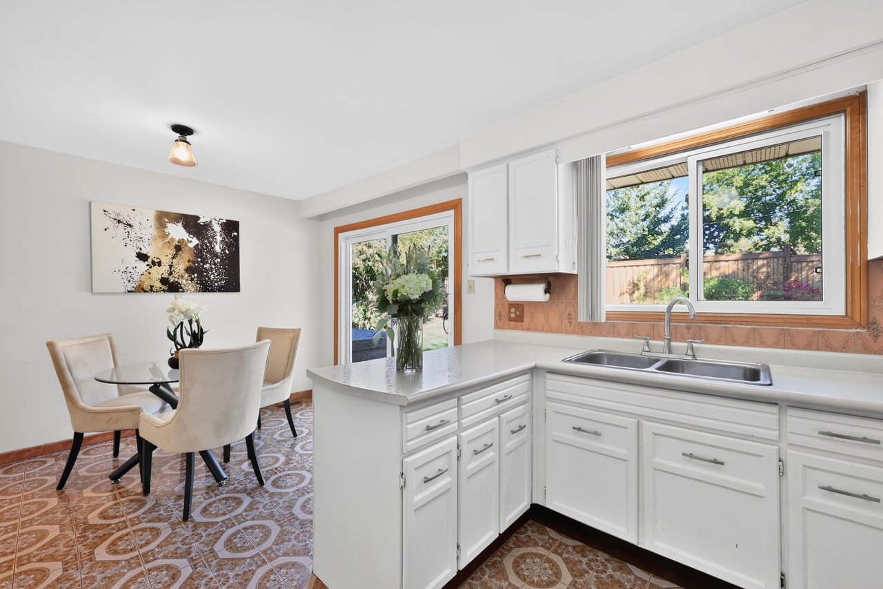 2389 Frayne Crt