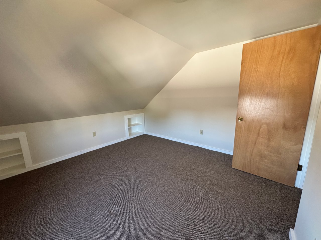 15 Pleasant St #6 Rockland
