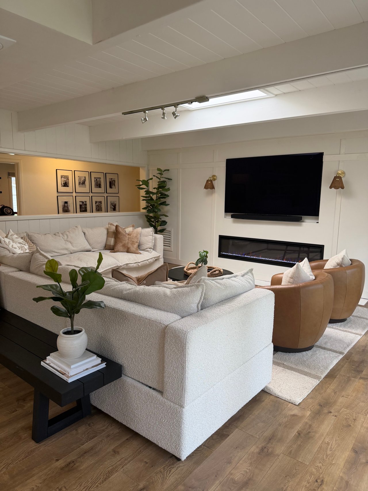 Exclusive Listing - 786 Los Palos Manor