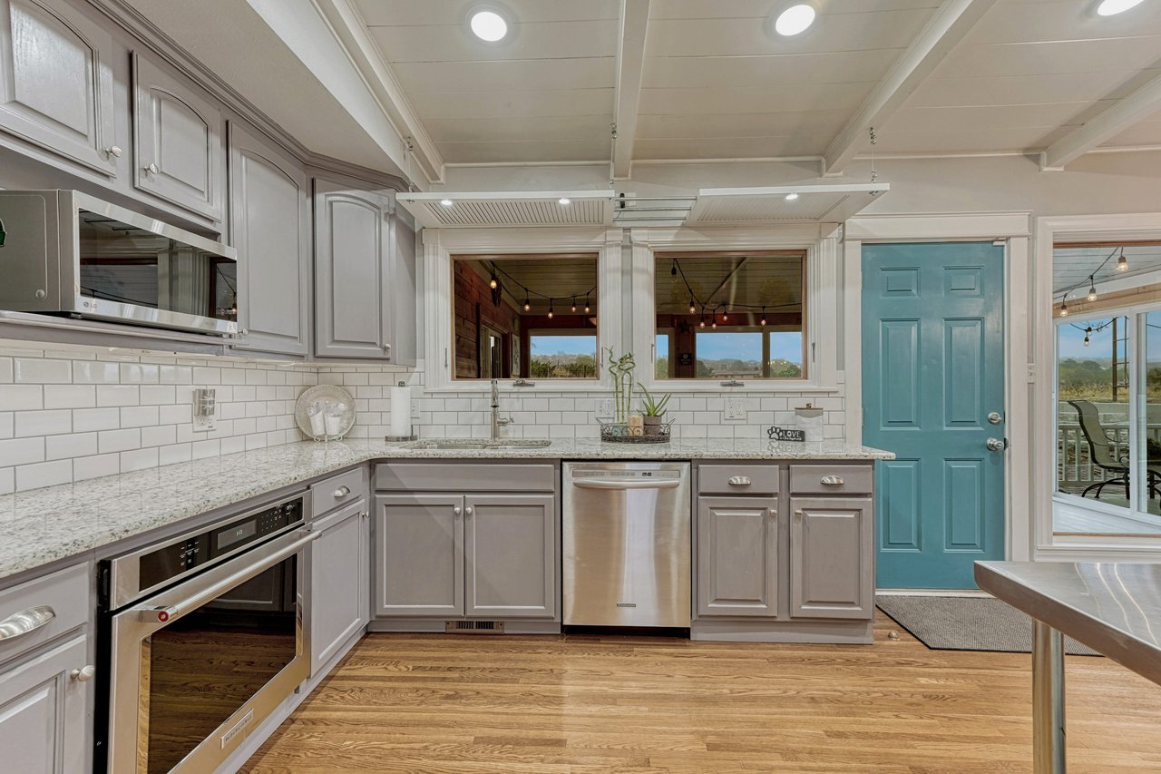 5335 Sapphire Drive