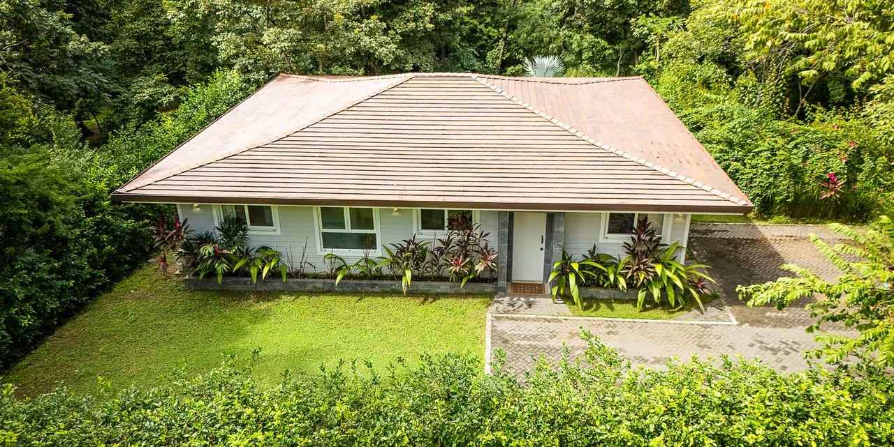Las Ventanas 44 | Exquisite Caribbean-Style Pool Home in Playa Grande