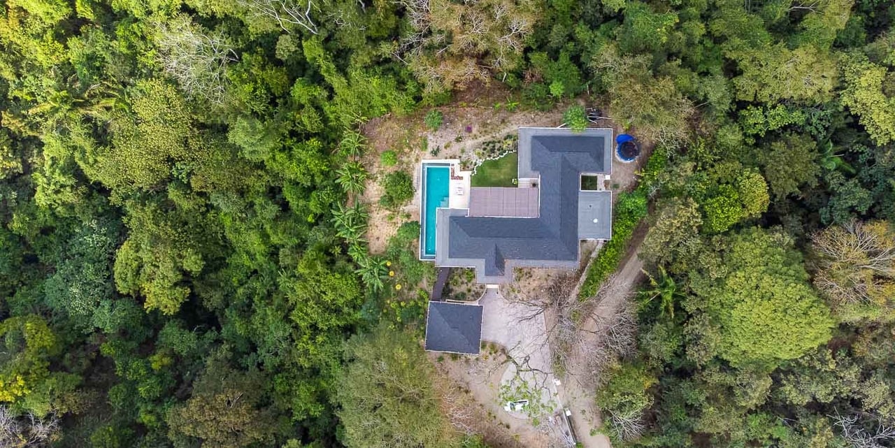 Villa Frangipani / Playa Hermosa, Santiago, Santa Teresa