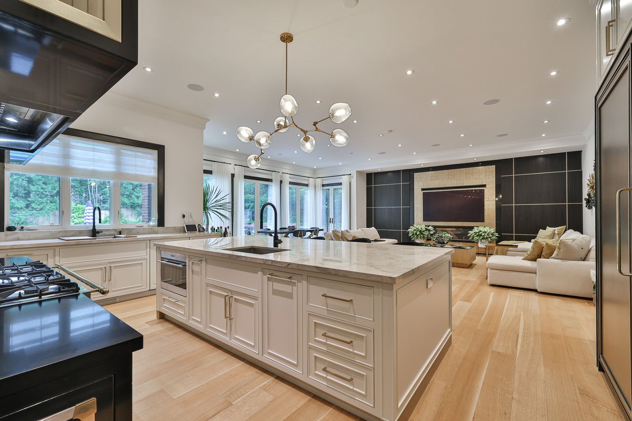 Exquisite Luxury Finishes
