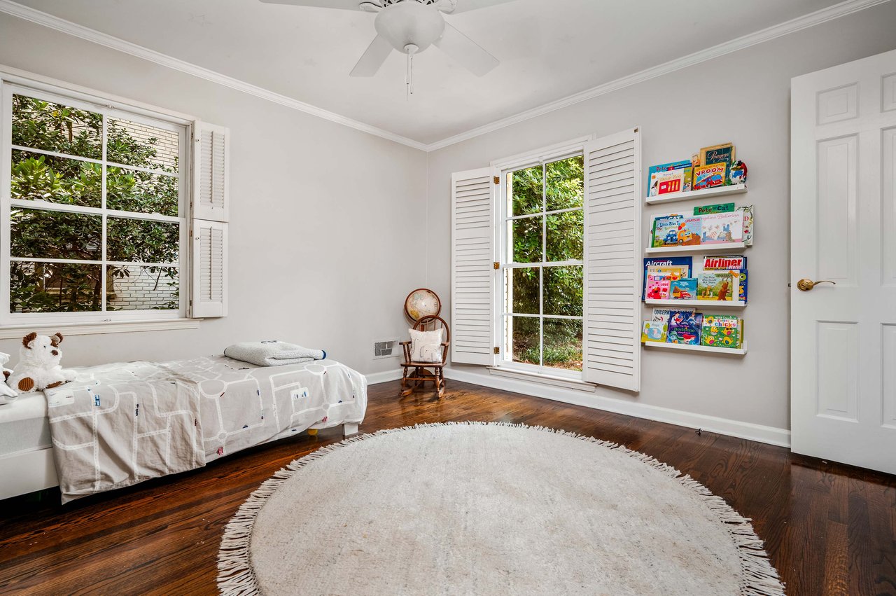 311 Broadland Rd NW