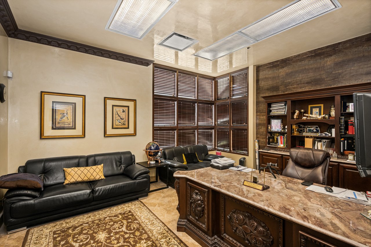 1661-1701 S State College Blvd, Anaheim, CA 92806