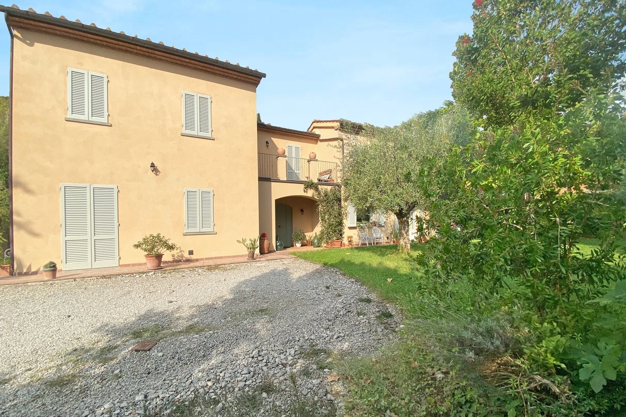 Delightful country house for sale in Castiglion Fiorentino, Arezzo