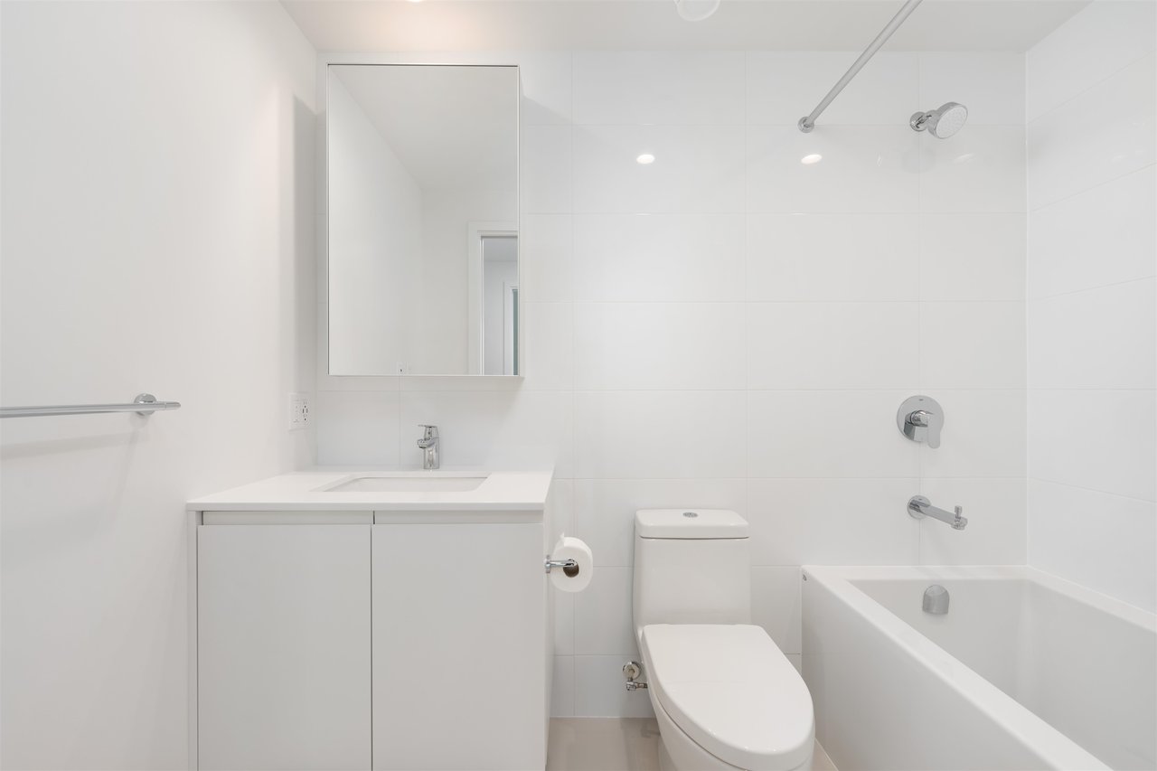 2001-3809 Evergreen Pl