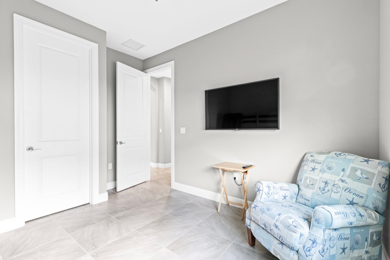 4777 Four Lakes Circle SW