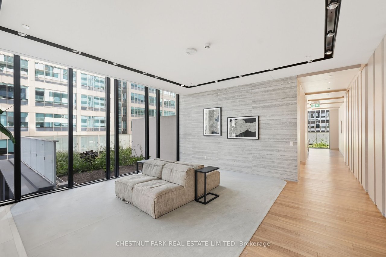 PRESTIGEOUS PENTHOUSE AT 20 LOMBARD