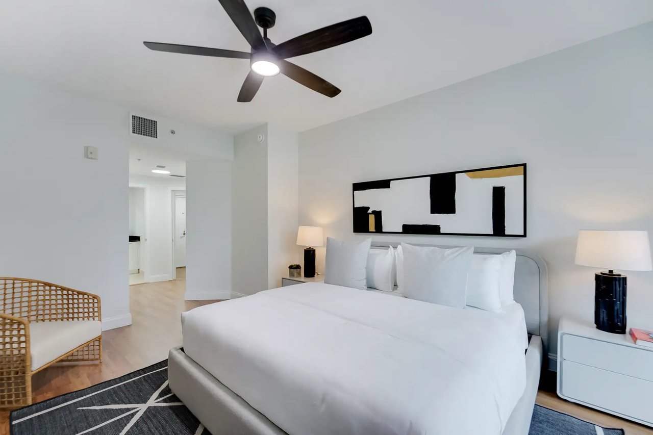 3339 Virginia Street # 301