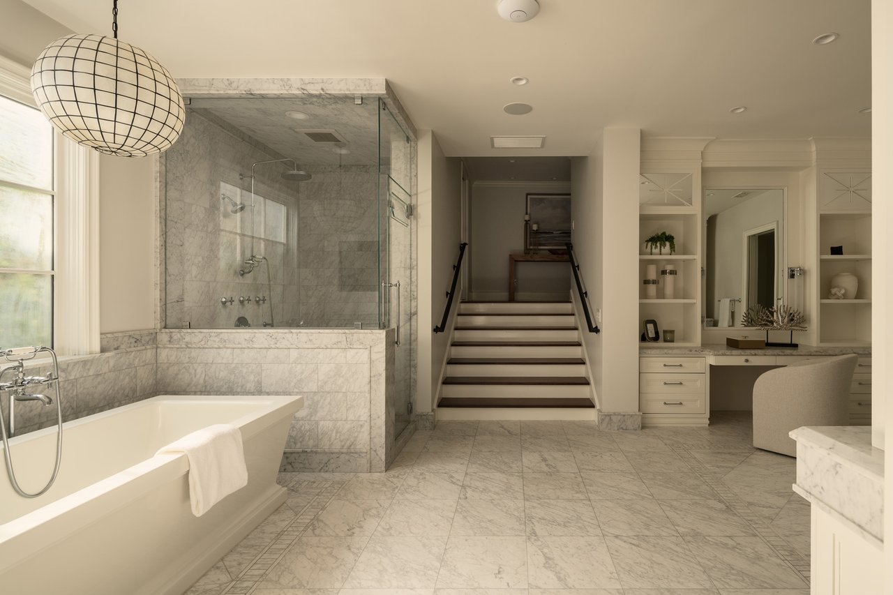 2 Royal Saint George Road