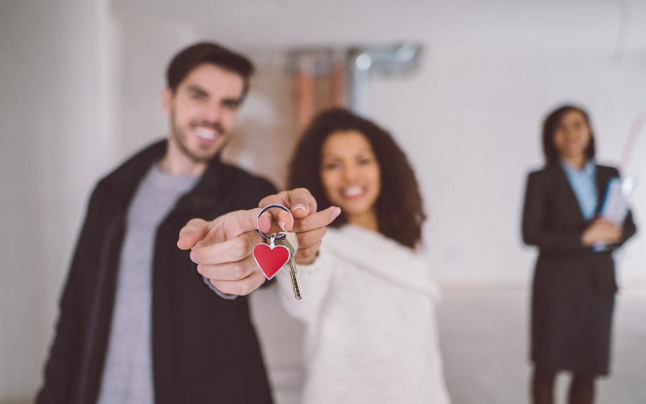 The Pros and Cons of Living in a Homeowners Association (HOA)