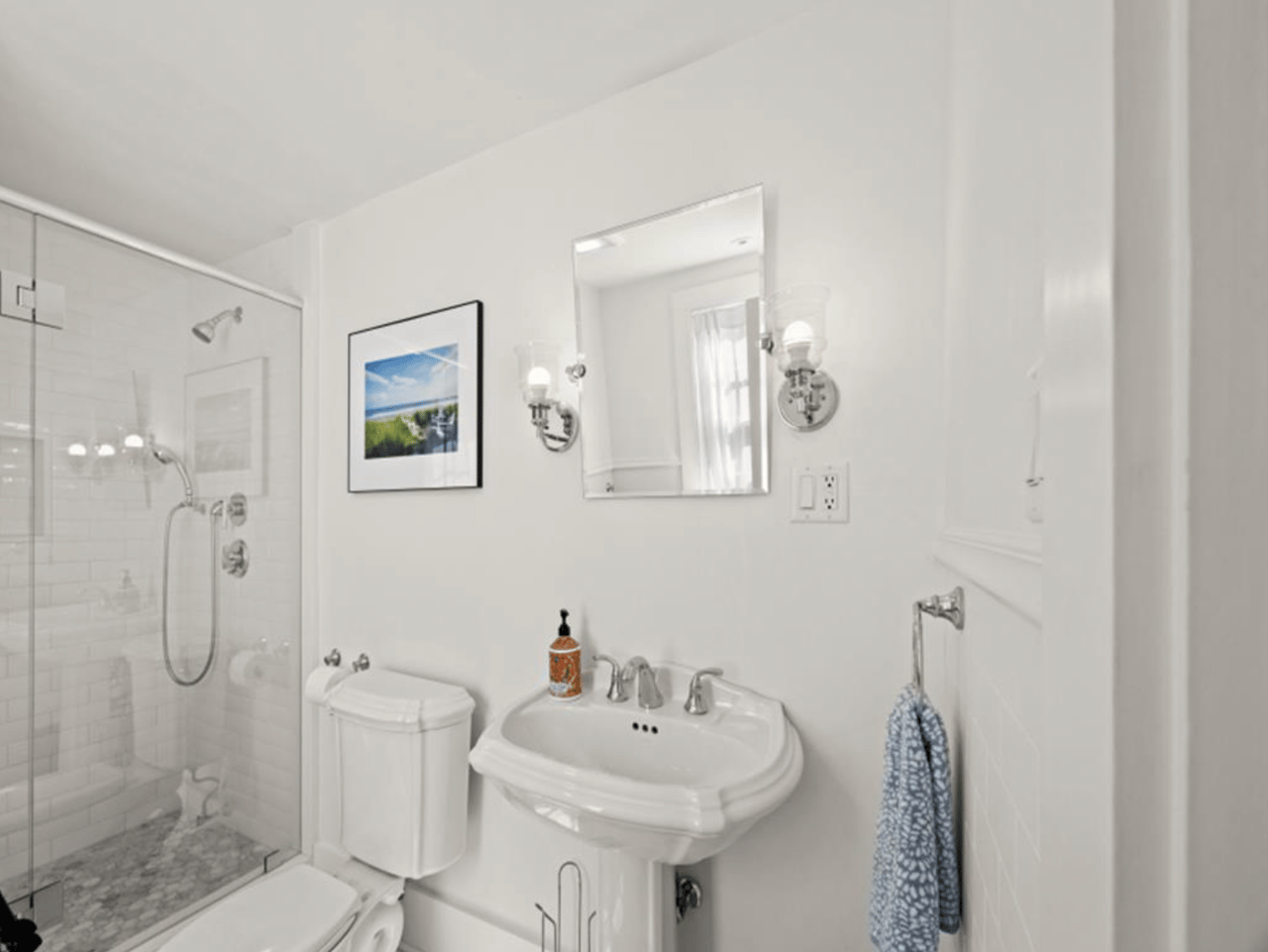 10 Shurtleffs Way