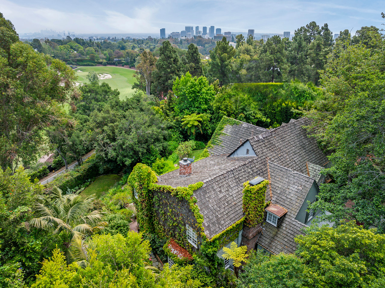 616 Perugia Way