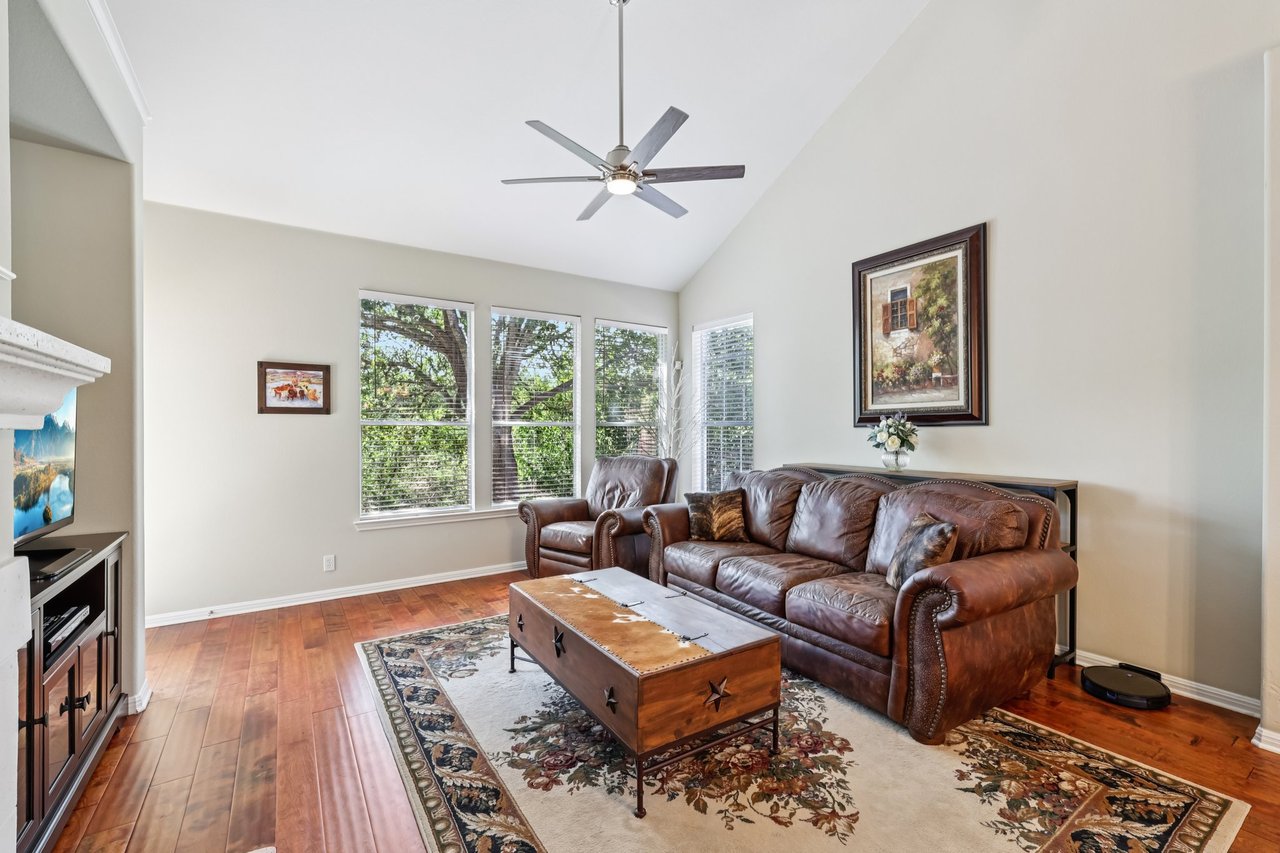Elegant Condo in Gated community -Great location 