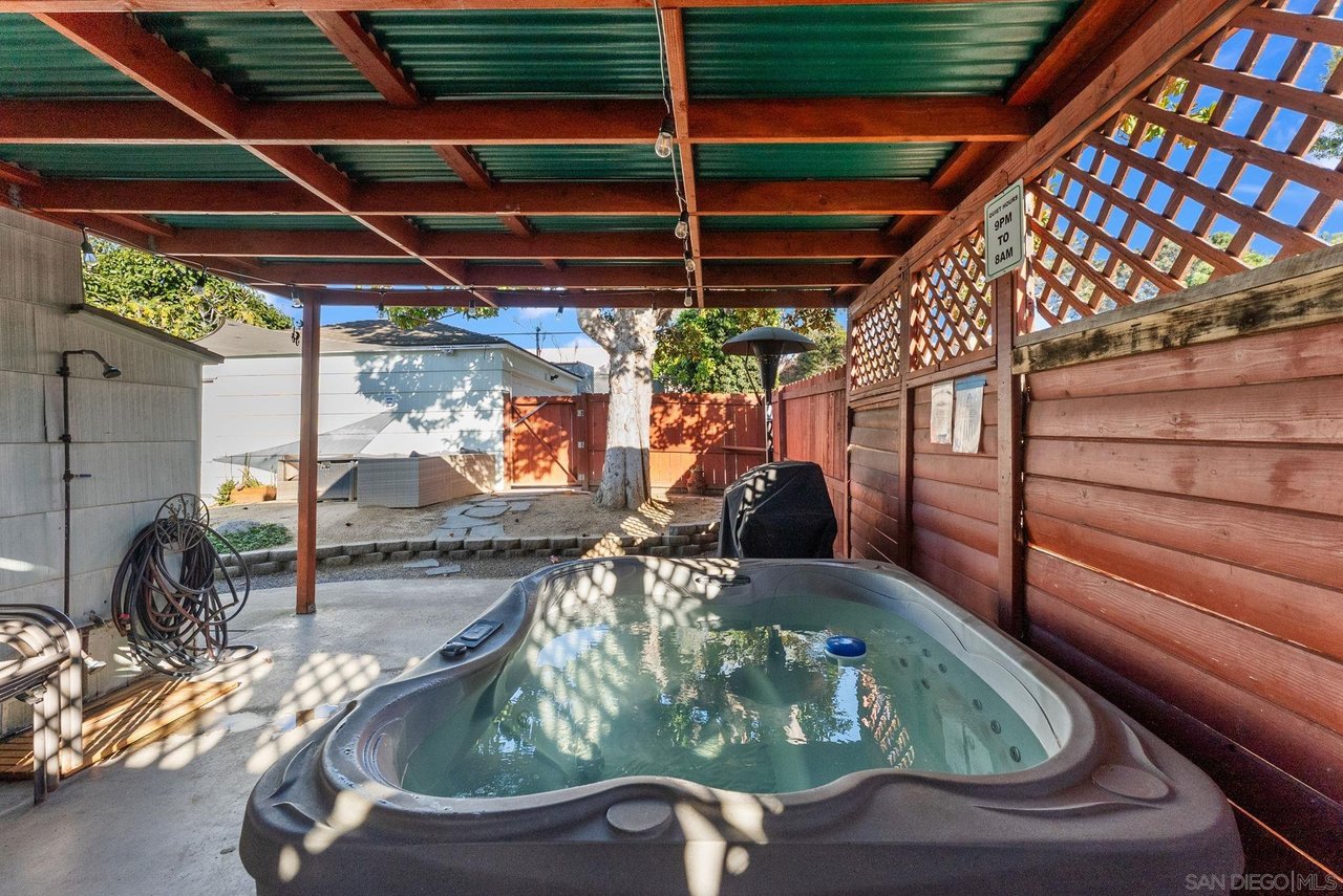 7005 Draper Ave, La Jolla, CA 92037