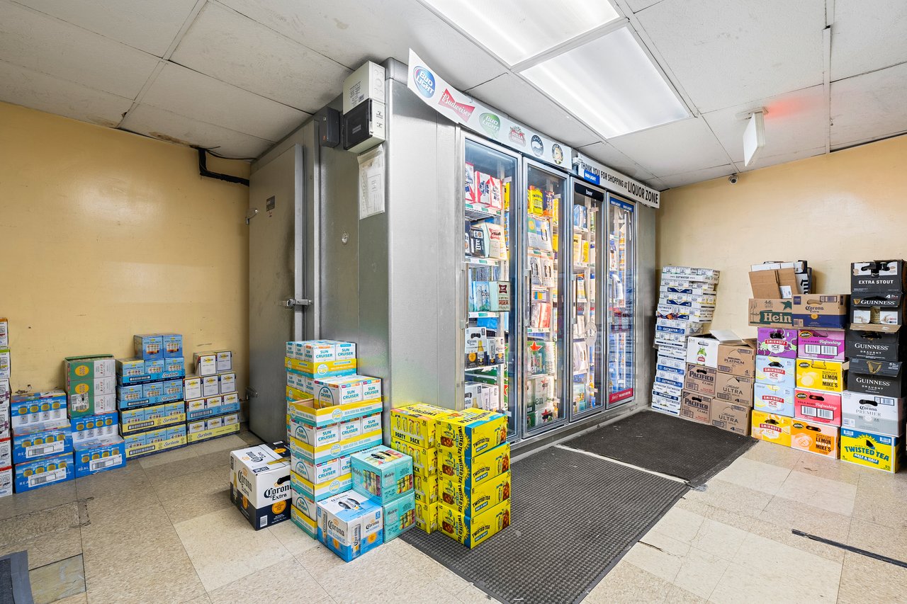 163-179 Washington St